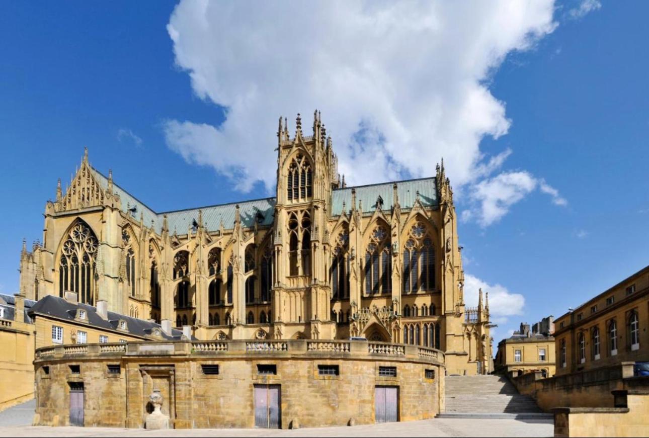 Serenity Bed Palace 2 Metz Gare Екстериор снимка