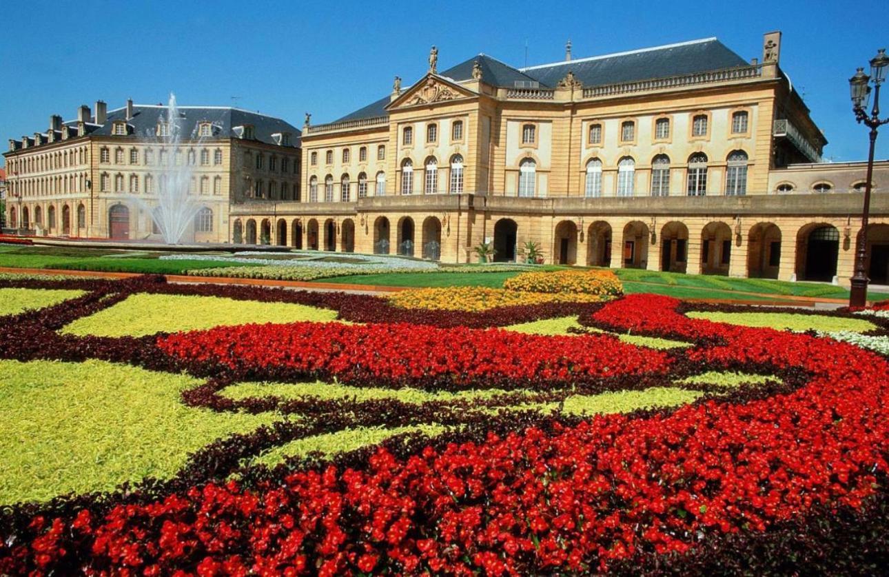 Serenity Bed Palace 2 Metz Gare Екстериор снимка