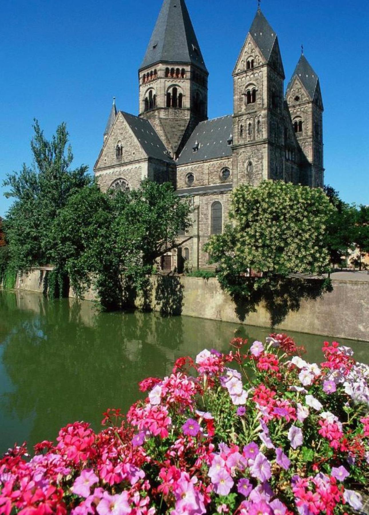 Serenity Bed Palace 2 Metz Gare Екстериор снимка